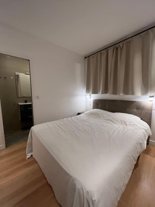Luxury Appartment, Champs Elysees, Neuf ! Paris Ngoại thất bức ảnh
